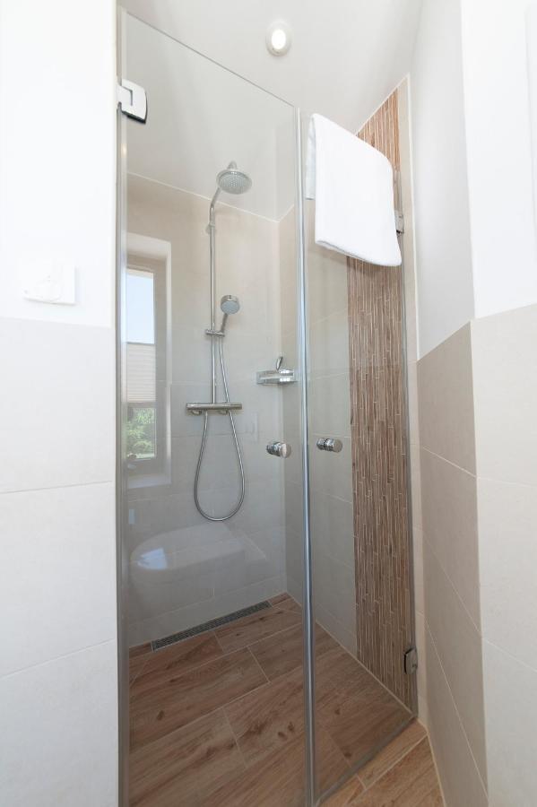 Haus Verando - Apartment Meeresrauschen II Остзебад Бинц Екстериор снимка